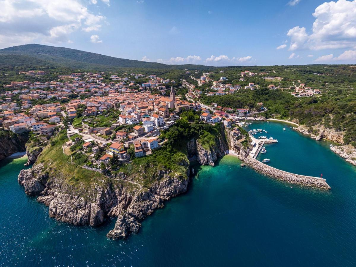 Apartment Arte Vrbnik Eksteriør bilde